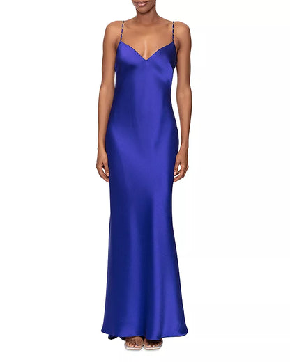 Satin hood with backless thin shoulder straps and floor length evening dress