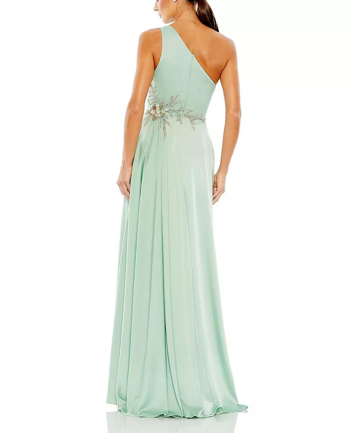 Adorned with asymmetrical shoulder and floor length evening dress