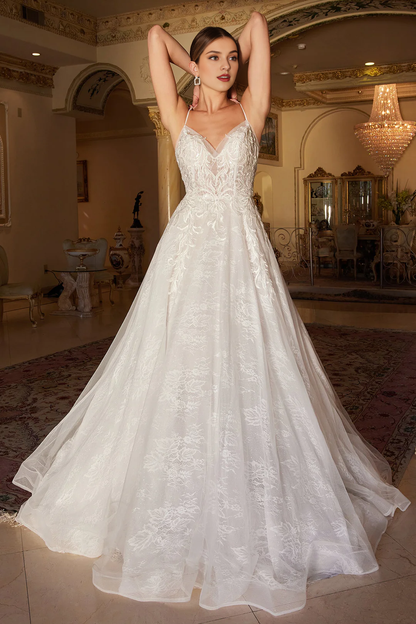 White lace long sleeveless sweetheart wedding dress