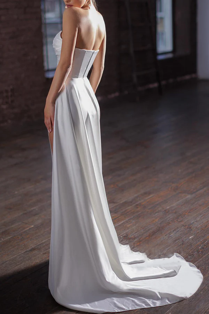 Satin strapless sleeveless pleated side slit trailing wedding dress