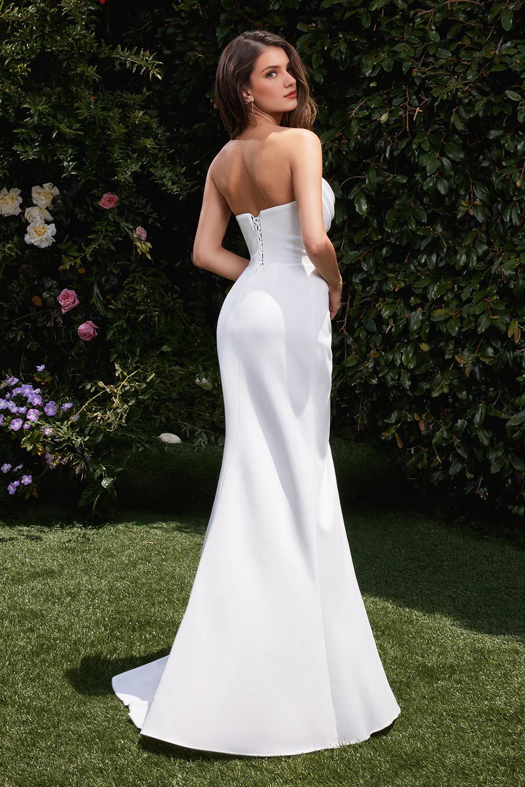 White long strapless chiffon wedding dress