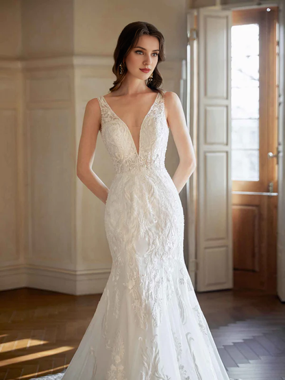 Sexy fish tail backless V-neck ultra long lace wedding dress