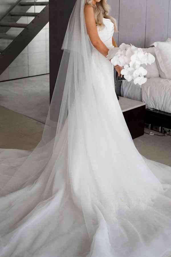 Elegant and Luxury Loudspeaker Boat Strapless Tail Wedding Dress