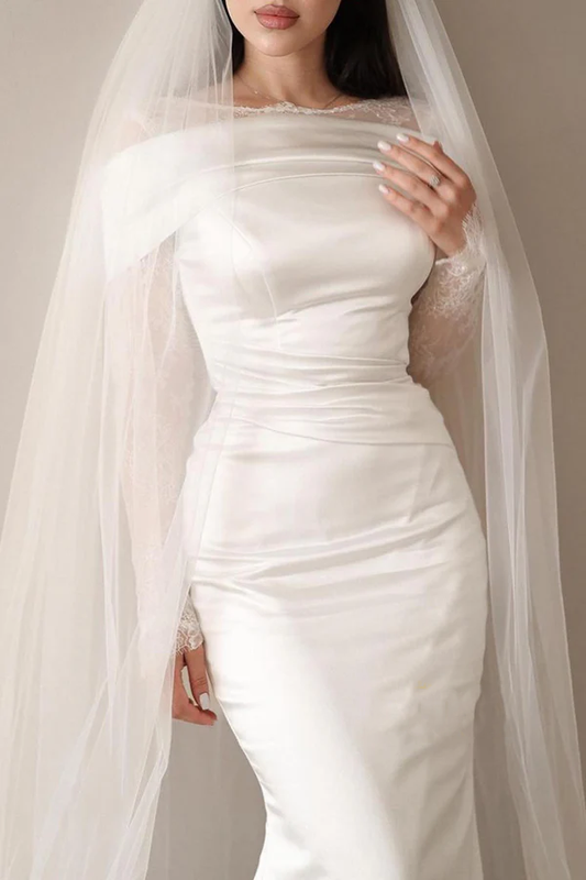 Loudspeaked circular long lace sleeve pleated beach wedding dress