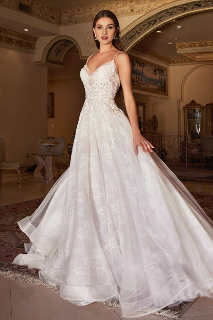 White lace long sleeveless sweetheart wedding dress