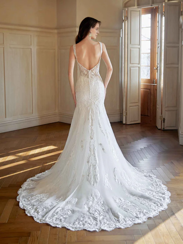 Sexy fish tail backless V-neck ultra long lace wedding dress