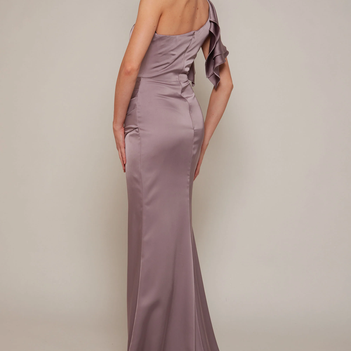 One shoulder satin straight tube backless ruffle edge slit long mother ...