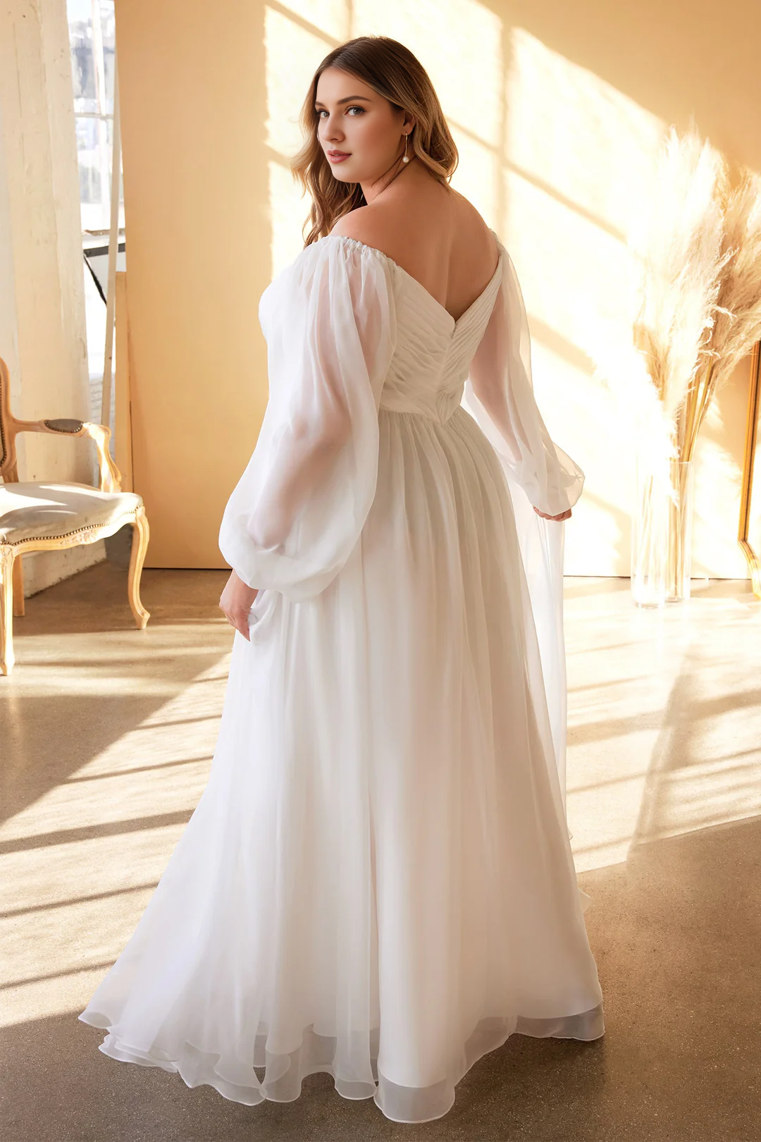 Large size long sleeved chiffon wedding dress