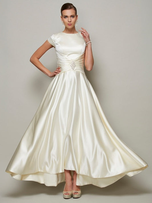 A-Line/Princess Scoop Short Sleeves Beading Long Satin Mother of the Bride Dresses