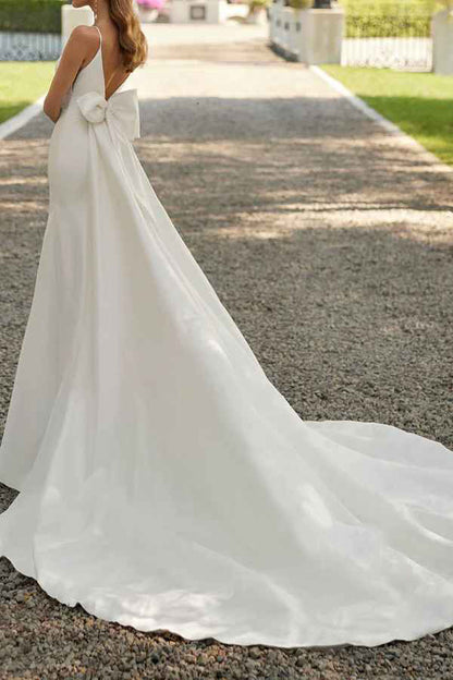 V-neck thin shoulder strap A-line bow tail satin wedding dress