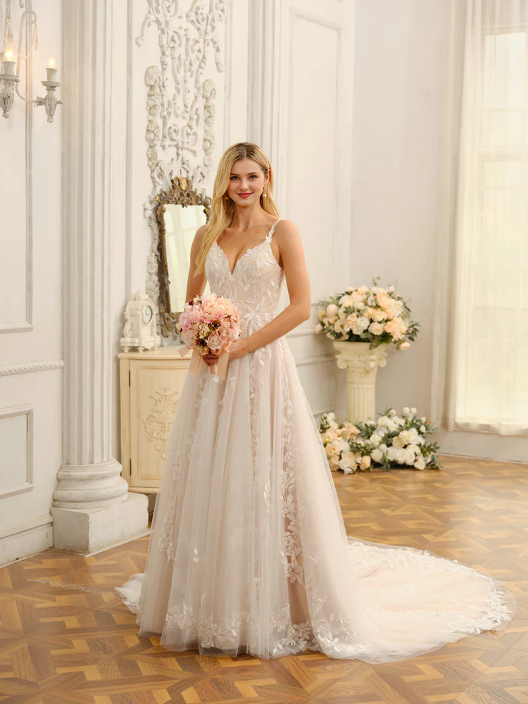 A-line princess thin shoulder strap decal sleeveless long wedding dress