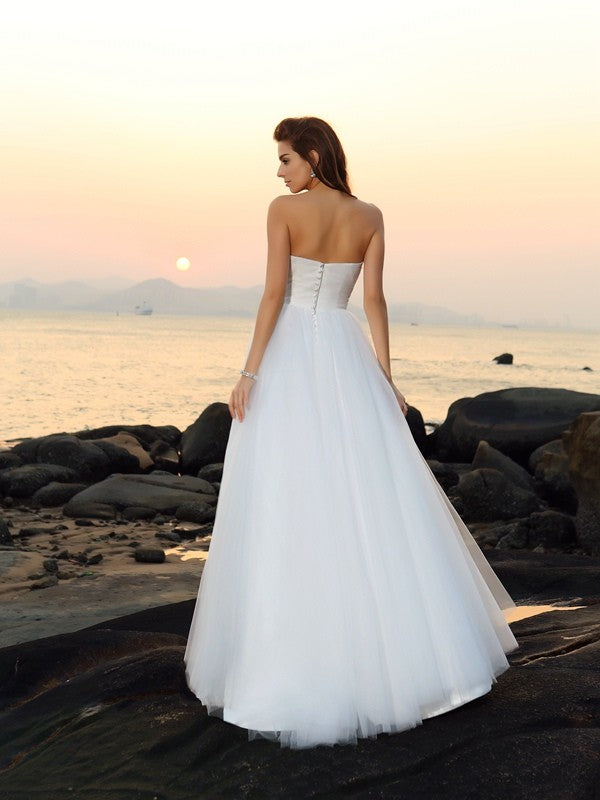 A-Line/Princess Sweetheart Sleeveless Long Net Beach Wedding Dresses