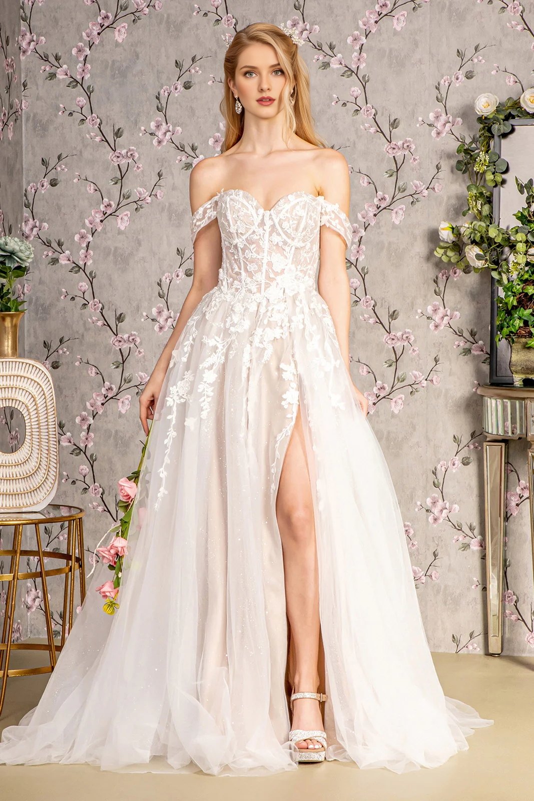 Floral embroidery long open shoulder transparent tight corset wedding dress