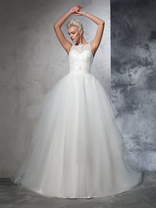 Ball Gown Bateau Applique Sleeveless Long Net Wedding Dresses