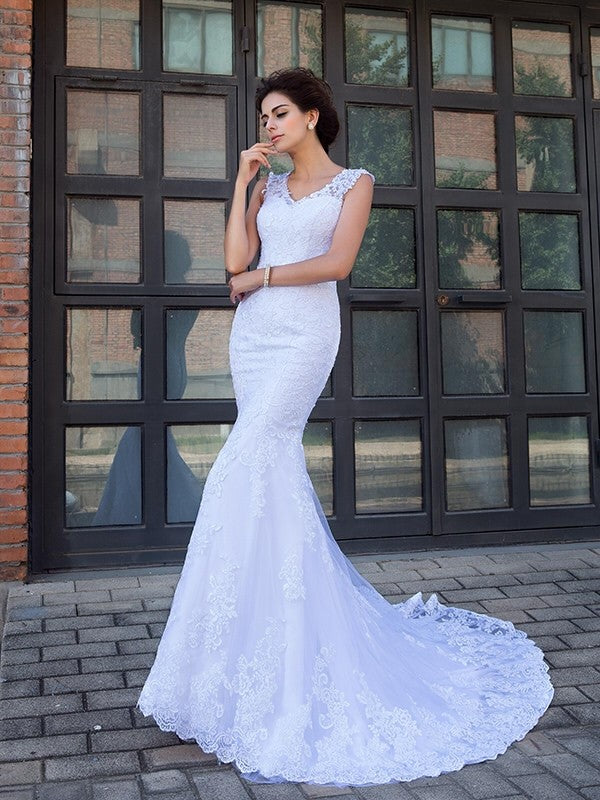 Trumpet/Mermaid V-neck Applique Sleeveless Long Satin Wedding Dresses