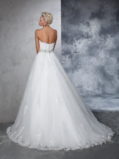 Ball Gown Sweetheart Applique Sleeveless Long Net Wedding Dresses