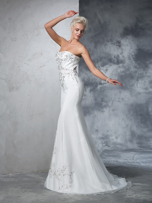 Trumpet/Mermaid Sweetheart Beading Sleeveless Long Satin Wedding Dresses