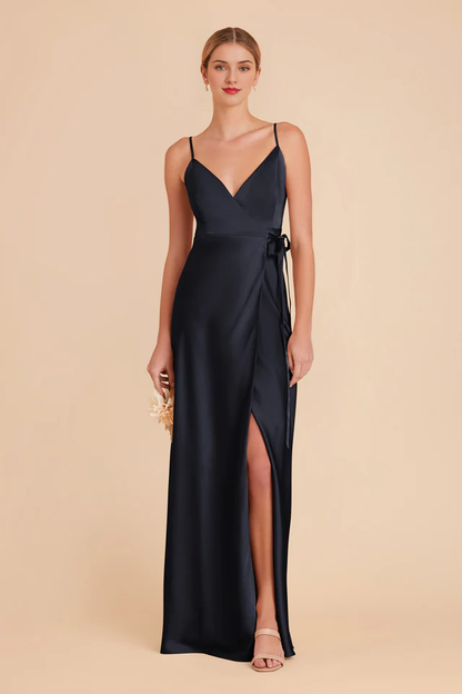 V-neck thin shoulder strap wrapped chiffon bridesmaid dress