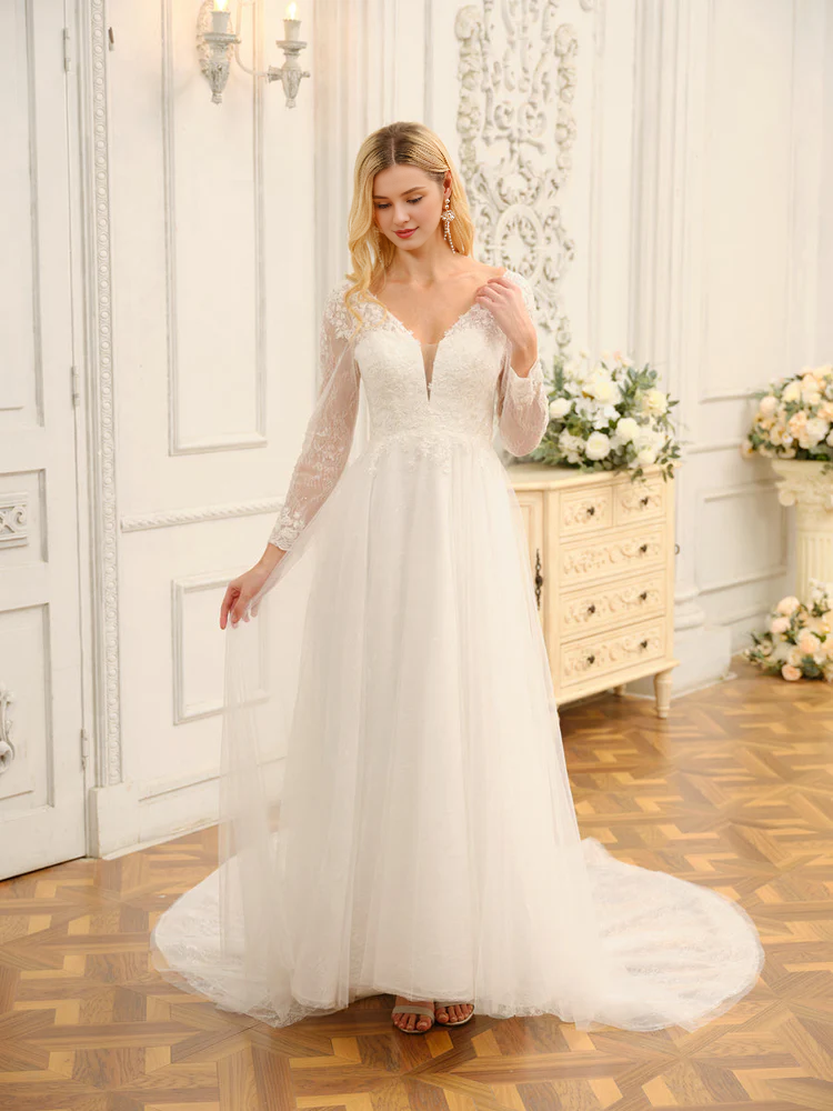 A-line princess V-neck long lace applique long sleeved wedding dress