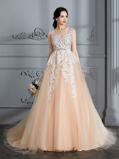 Ball Gown Scoop Sleeveless Court Train Tulle Wedding Dresses