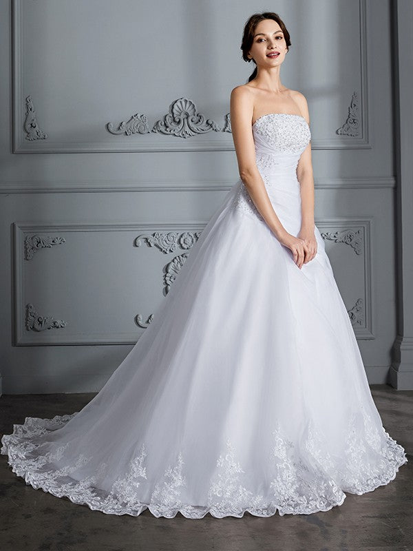 Ball Gown Strapless Sleeveless Court Train Organza Wedding Dresses