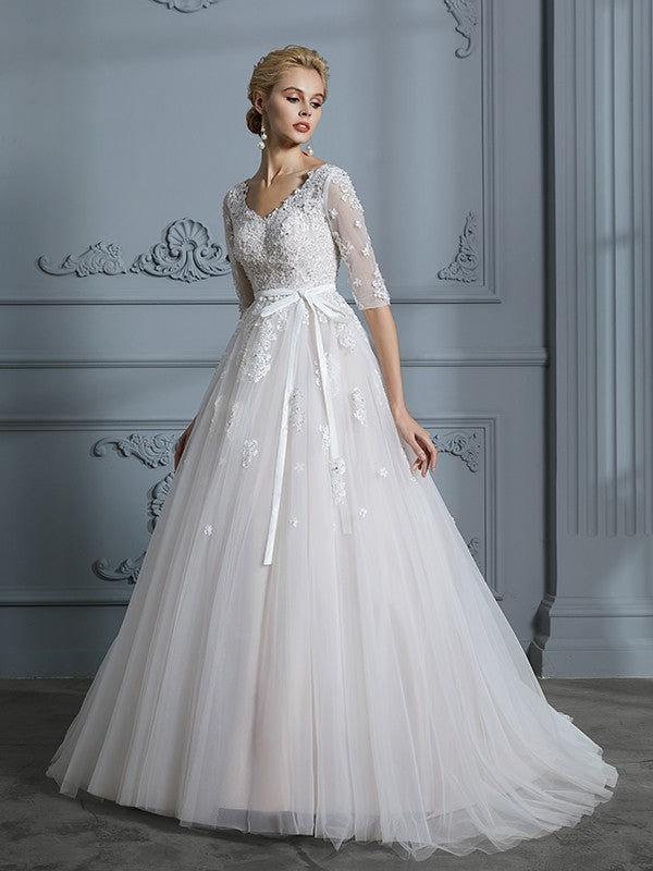 Ball Gown V-neck Court Train 1/2 Sleeves Lace Tulle Wedding Dresses