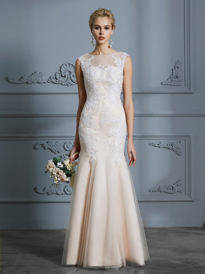 Trumpet/Mermaid Scoop Sleeveless Tulle Applique Floor-Length Wedding Dresses