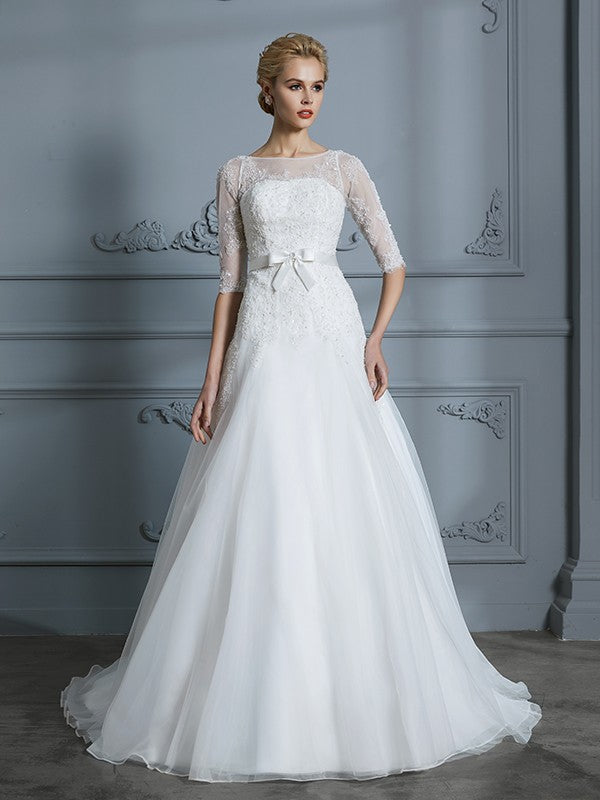 A-Line/Princess 1/2 Sleeves Scoop Lace Court Train Tulle Wedding Dresses