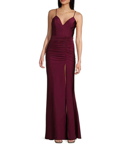 V-neck parallel crepe seam length prom dress