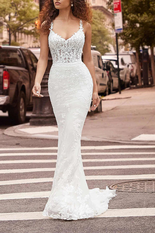 Thin shoulder strap V-neck fishtail wedding dress with detachable hem and lace bridal gown