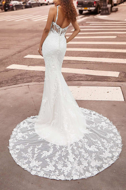 Thin shoulder strap V-neck fishtail wedding dress with detachable hem and lace bridal gown