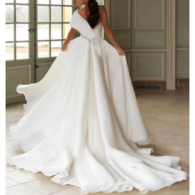 A-line/Princess One Shoulder Wedding Dress Palace Tail with Applique Front Split