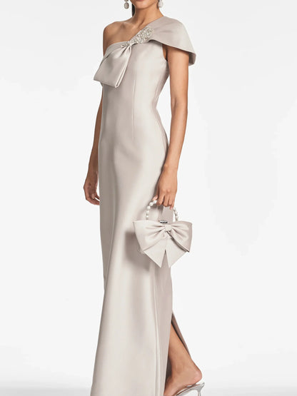 Tight fitting/column shoulder to ground length mother of the bride dresses