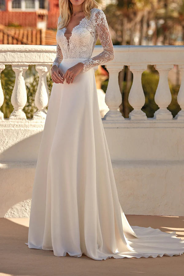 A-shaped V-neck long sleeved lace wedding dress