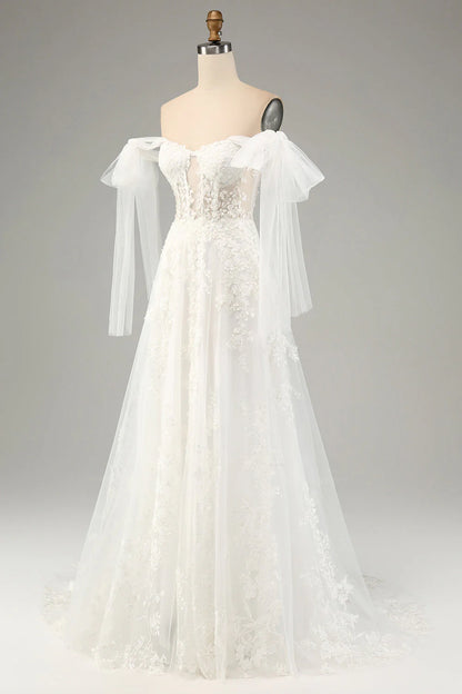 Princess's white A-line lace sheer tight corset wedding dress