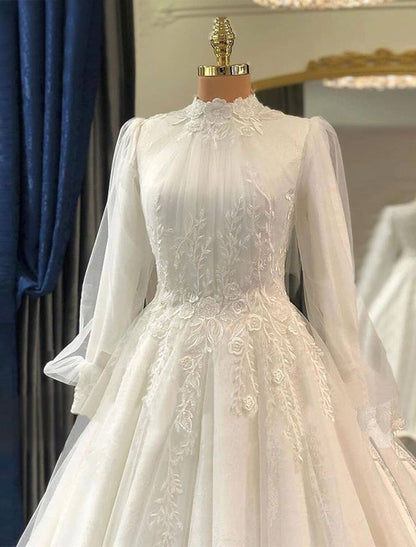 Engagement Vintage 1940s / 1950s Formal Fall Wedding Dresses Ball Gown High Neck Long Sleeve Court Train Lace Bridal Gowns With Pleats Appliques Summer Wedding Party