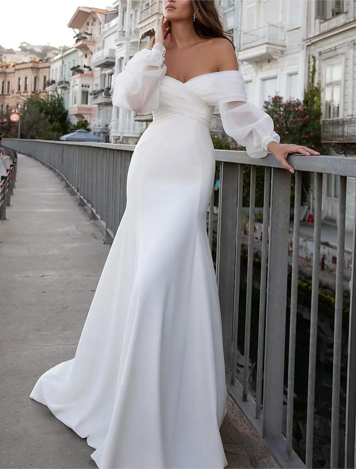 Casual Formal Wedding Dresses Mermaid / Trumpet Off Shoulder Long Sleeve Sweep / Brush Train Chiffon Bridal Gowns With Solid Color