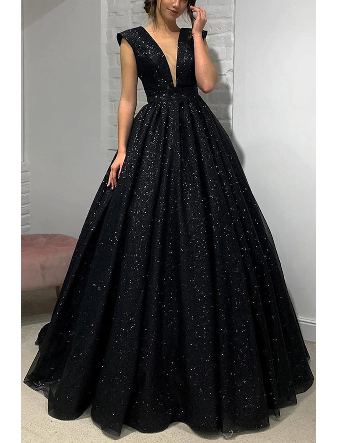 Ball Gown A-Line Prom Dresses Sparkle & Shine Dress Formal Prom Sweep / Brush Train Sleeveless V Neck Wednesday Addams Family Tulle Backless with Pleats