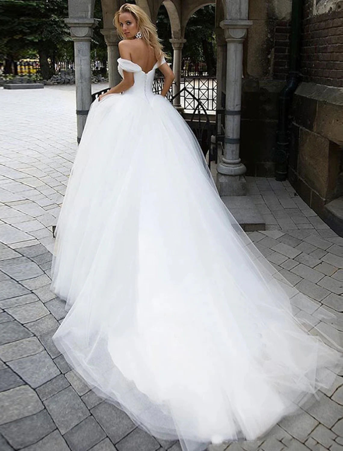 Wedding Dresses Ball Gown Off Shoulder Cap Sleeve Chapel Train Tulle Bridal Gowns With  Summer Wedding Party, Women's Clothing