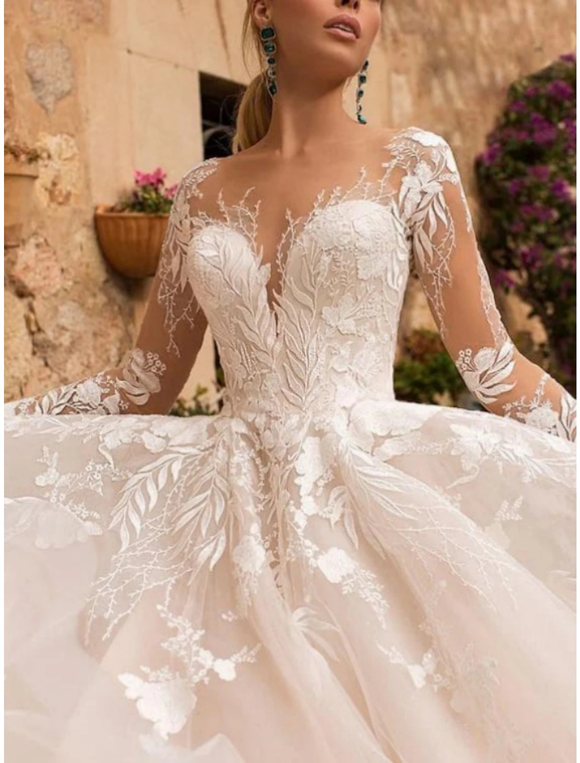 Formal Wedding Dresses A-Line V Neck Long Sleeve Court Train Tulle Bridal Gowns With Pleats Appliques