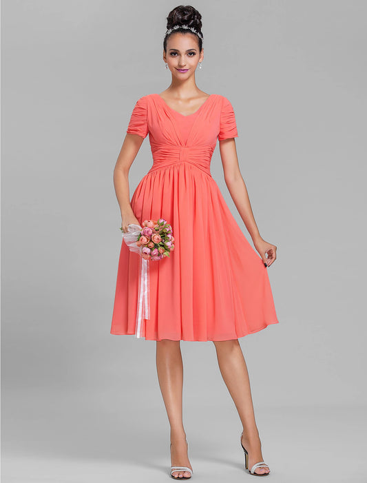 Sheath / Column Bridesmaid Dress V Neck Short Sleeve Vintage Inspired Knee Length Chiffon with Ruched / Draping