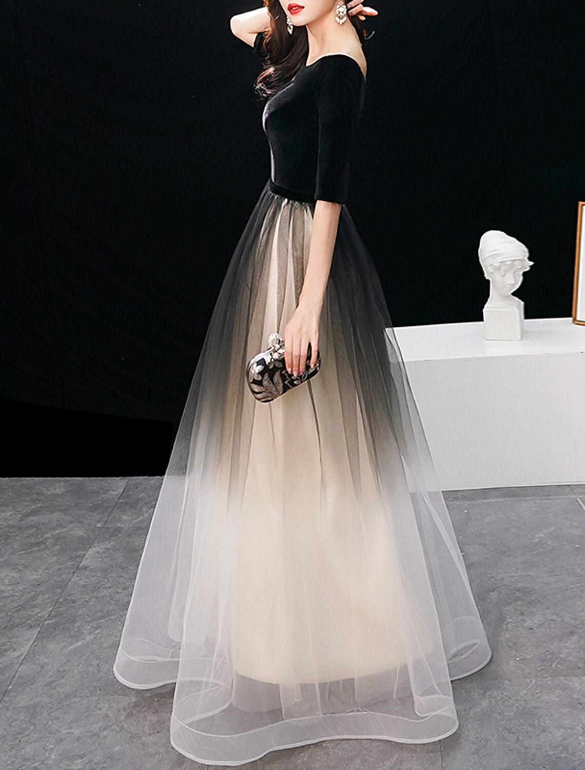 A-Line Elegant Gradient Prom Formal Evening Dress Jewel Neck Half Sleeve Floor Length Tulle with Sleek