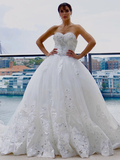 Ball Gown Tulle Sweetheart Applique Sleeveless Cathedral Train Wedding Dresses