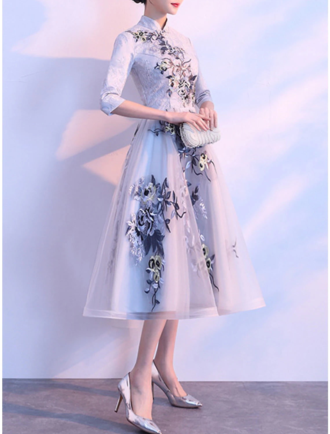 A-Line Mother of the Bride Dress Elegant Vintage High Neck Tea Length Lace Tulle Half Sleeve with Appliques