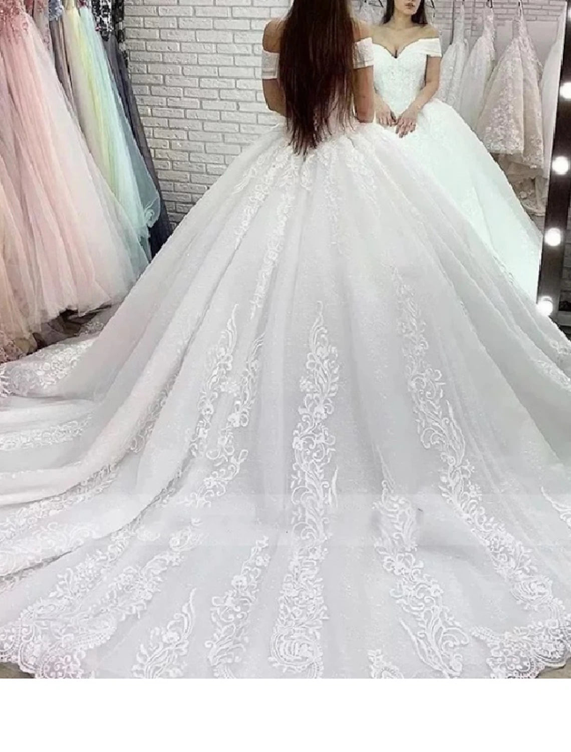 Engagement Formal Wedding Dresses Ball Gown Off Shoulder Cap Sleeve Chapel Train Lace Bridal Gowns With Appliques