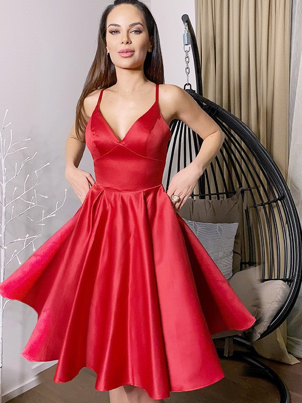 A-Line/Princess V-neck Sleeveless Satin Short/Mini Homecoming Dresses