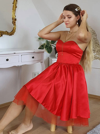 A-Line/Princess Satin Sleeveless Ruffles Sweetheart Short/Mini Homecoming Dresses