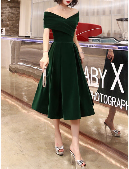 A-Line Minimalist Elegant Homecoming Cocktail Party Dress Dress Off Shoulder Short Sleeve Short / Mini Velvet with Criss Cross Pleats