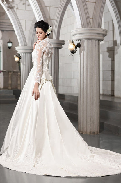 A-Line/Princess Long Sleeves Beading Applique Long Satin Wedding Dresses