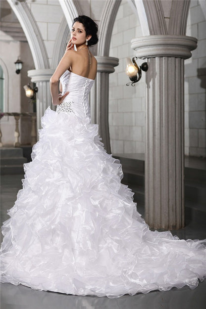 A-Line/Princess Sweetheart Sleeveless Pleats Beading Long Organza Wedding Dresses